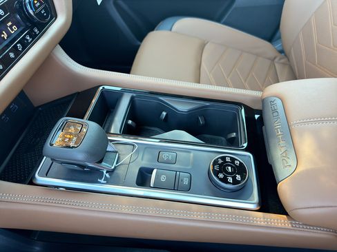 New 2025 Nissan Pathfinder Platinum image 29