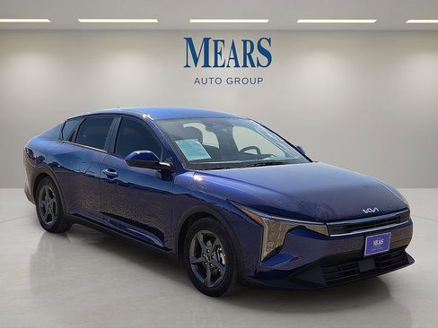 Used 2025 Kia K4 LXS image 7