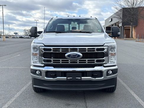 New 2026 Ford F350 XL w/ XL Chrome Package image 8