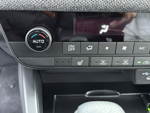 New 2026 Subaru Outback Premium image 15