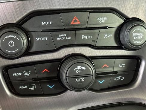 Used 2017 Dodge Challenger R/T Scat Pack image 31