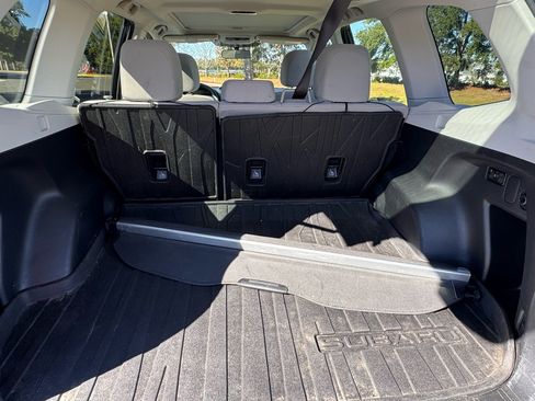 Used 2018 Subaru Forester 2.5i Premium w/ All-Weather Package image 13