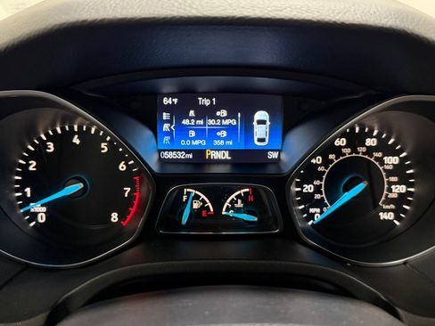 Used 2017 Ford Focus SE image 10