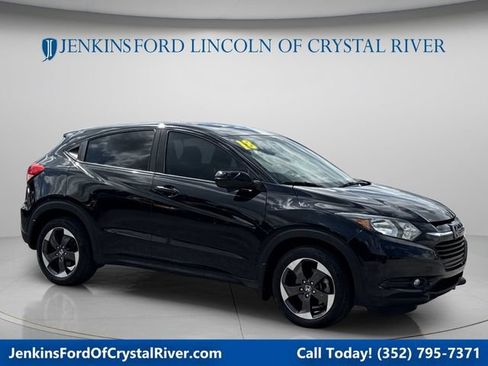Used 2018 Honda HR-V EX image 1