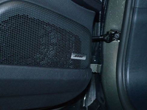 Certified 2025 Porsche Panamera 4 image 20