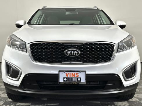 Used 2016 Kia Sorento AWD image 19