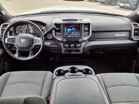 Used 2024 RAM 2500 Big Horn AWD/4WD image 11