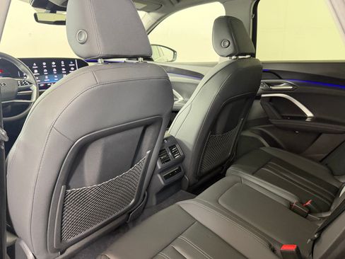 Certified 2025 Audi Q5 Premium w/ Convenience Package AWD/4WD image 27