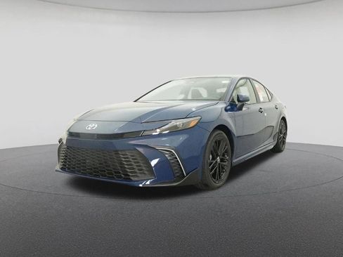 New 2026 Toyota Camry SE image 32