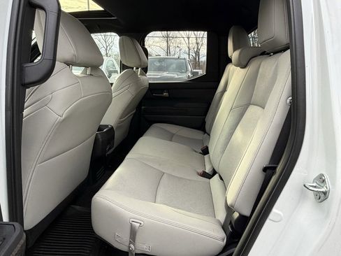 Used 2024 Toyota Tacoma Limited image 21