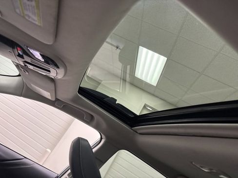 Used 2024 Subaru Outback Onyx Edition image 18