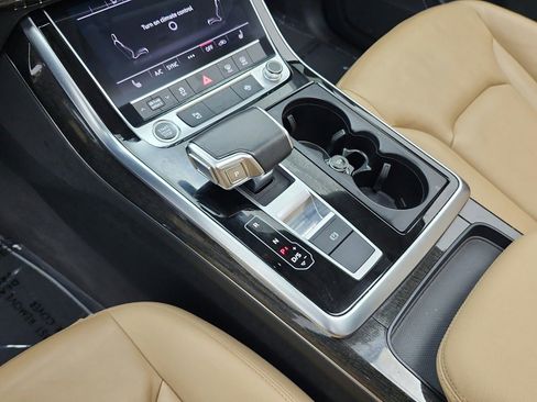 Used 2023 Audi Q7 3.0T Premium w/ Convenience Package image 11