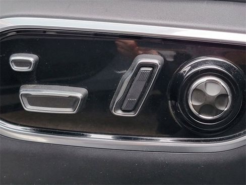 Certified 2023 Jeep Grand Cherokee Summit image 5