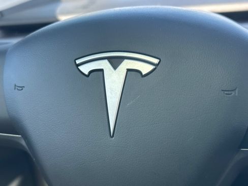 Used 2020 Tesla Model 3 Standard Range Plus RWD image 25