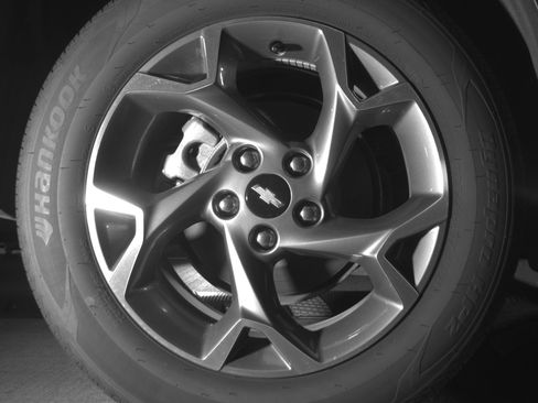 Used 2025 Chevrolet Trax LT FWD image 15
