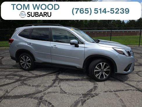 Used 2023 Subaru Forester Limited AWD/4WD image 1