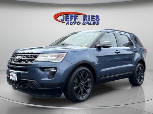 Used 2018 Ford Explorer XLT w/ Equipment Group 202A image 1