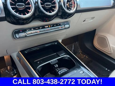 Used 2023 Mercedes-Benz GLB 250 image 25