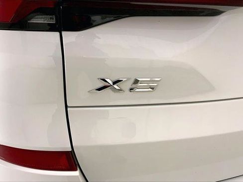 Certified 2024 BMW X5 xDrive50e w/ M Sport Package image 7