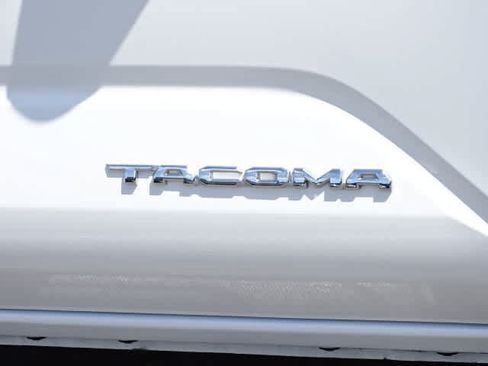 Used 2025 Toyota Tacoma SR5 RWD image 9