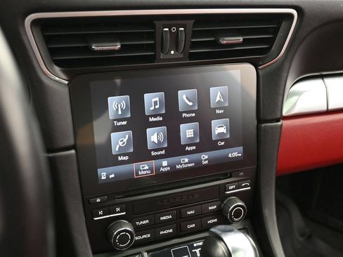 Certified 2019 Porsche 911 Carrera 4S AWD/4WD image 20
