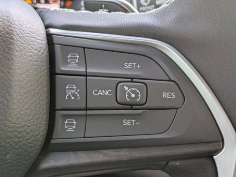 New 2025 Jeep Grand Cherokee L Limited w/ Black Appearance Package RWD image 23