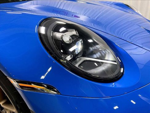 Used 2022 Porsche 911 GT3 image 13