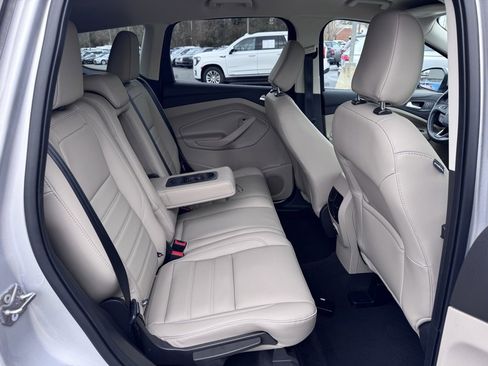 Used 2019 Ford Escape SEL image 28