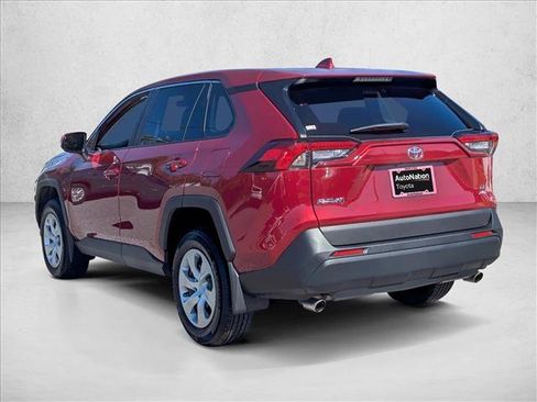 Used 2023 Toyota RAV4 LE image 5