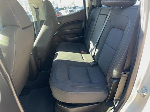 Used 2017 Chevrolet Colorado LT w/ LT Convenience Package image 10