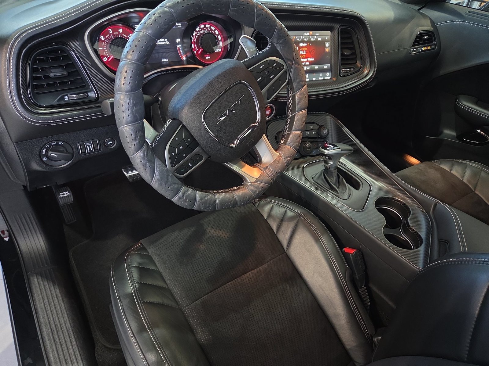 Used 2023 Dodge Challenger SRT Hellcat Redeye RWD image 10