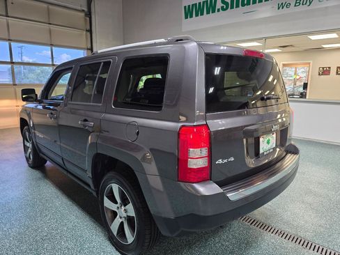 Used 2016 Jeep Patriot High Altitude AWD/4WD image 9