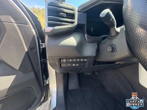 Used 2024 Toyota Tundra Platinum AWD/4WD image 16