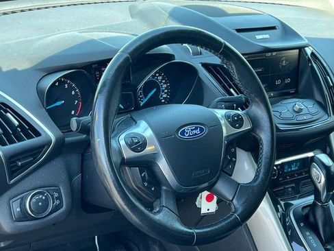 Used 2013 Ford Escape SEL AWD/4WD image 2