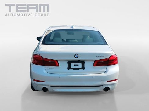 Used 2019 BMW 530i w/ Convenience Package RWD image 6