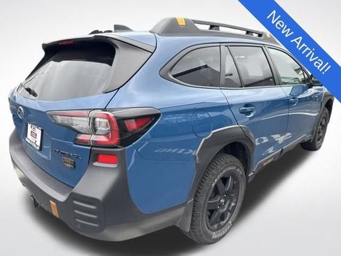 Certified 2025 Subaru Outback Wilderness AWD/4WD image 7