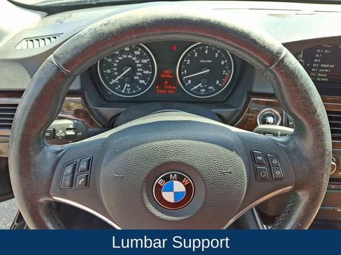 Used 2012 BMW 328i xDrive Coupe AWD/4WD image 4