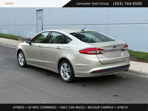 Used 2018 Ford Fusion S FWD image 4
