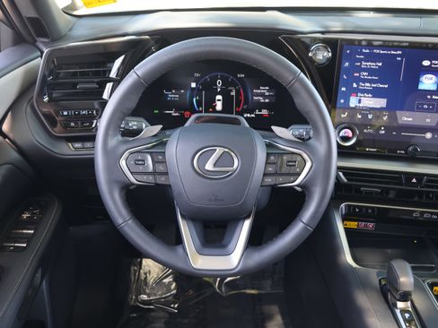 Certified 2024 Lexus TX 350 FWD w/ Captains Chair Package image 17