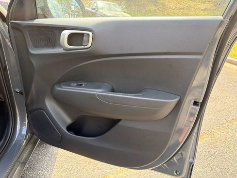 New 2026 Hyundai Venue SE FWD image 14