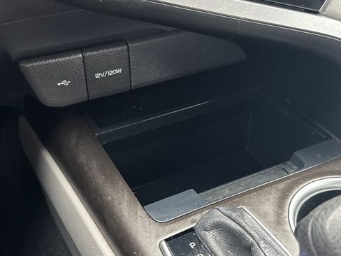 Used 2023 Toyota Camry LE image 24