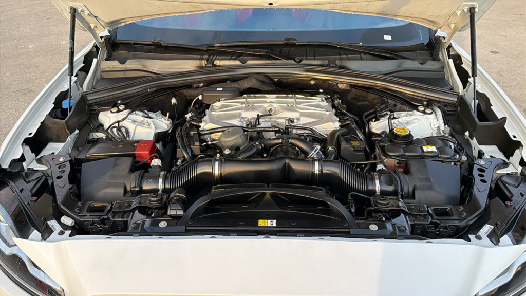 Used 2020 Jaguar F-PACE SVR AWD/4WD image 33