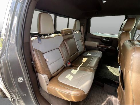 Used 2020 GMC Sierra 1500 Elevation w/ Elevation Value Package RWD image 26