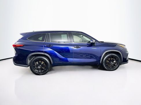 Used 2021 Toyota Highlander Limited image 10