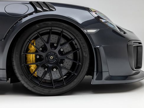 Used 2018 Porsche 911 GT2 RS image 9