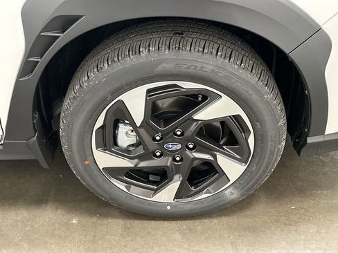 Used 2025 Subaru Crosstrek 2.5i Limited AWD/4WD image 5
