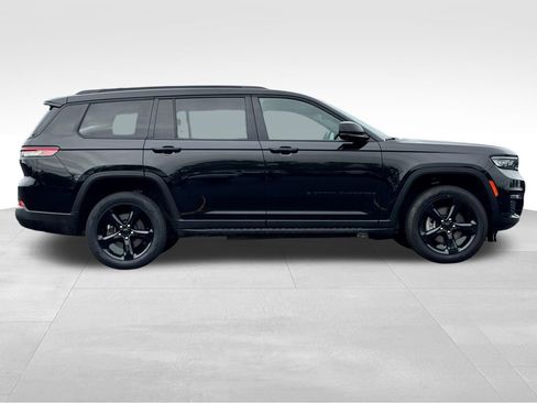 Used 2024 Jeep Grand Cherokee L Limited w/ Luxury Tech Group II AWD/4WD image 8