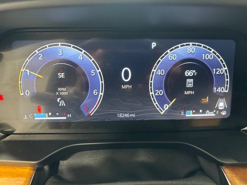 Used 2025 Jeep Grand Cherokee Summit AWD/4WD image 15