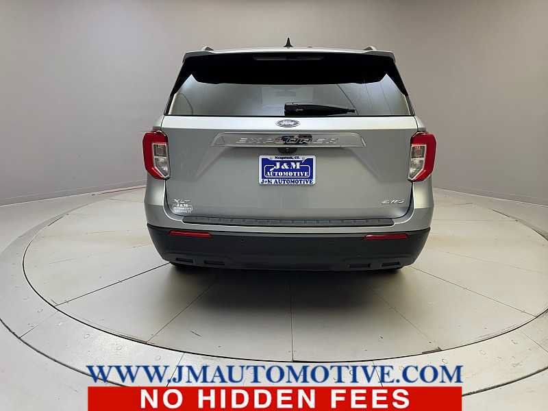 Used 2023 Ford Explorer XLT AWD/4WD image 4