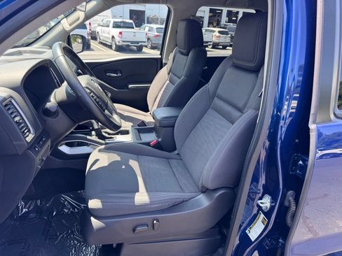 Used 2023 Nissan Frontier SV w/ SV Convenience Package AWD/4WD image 19